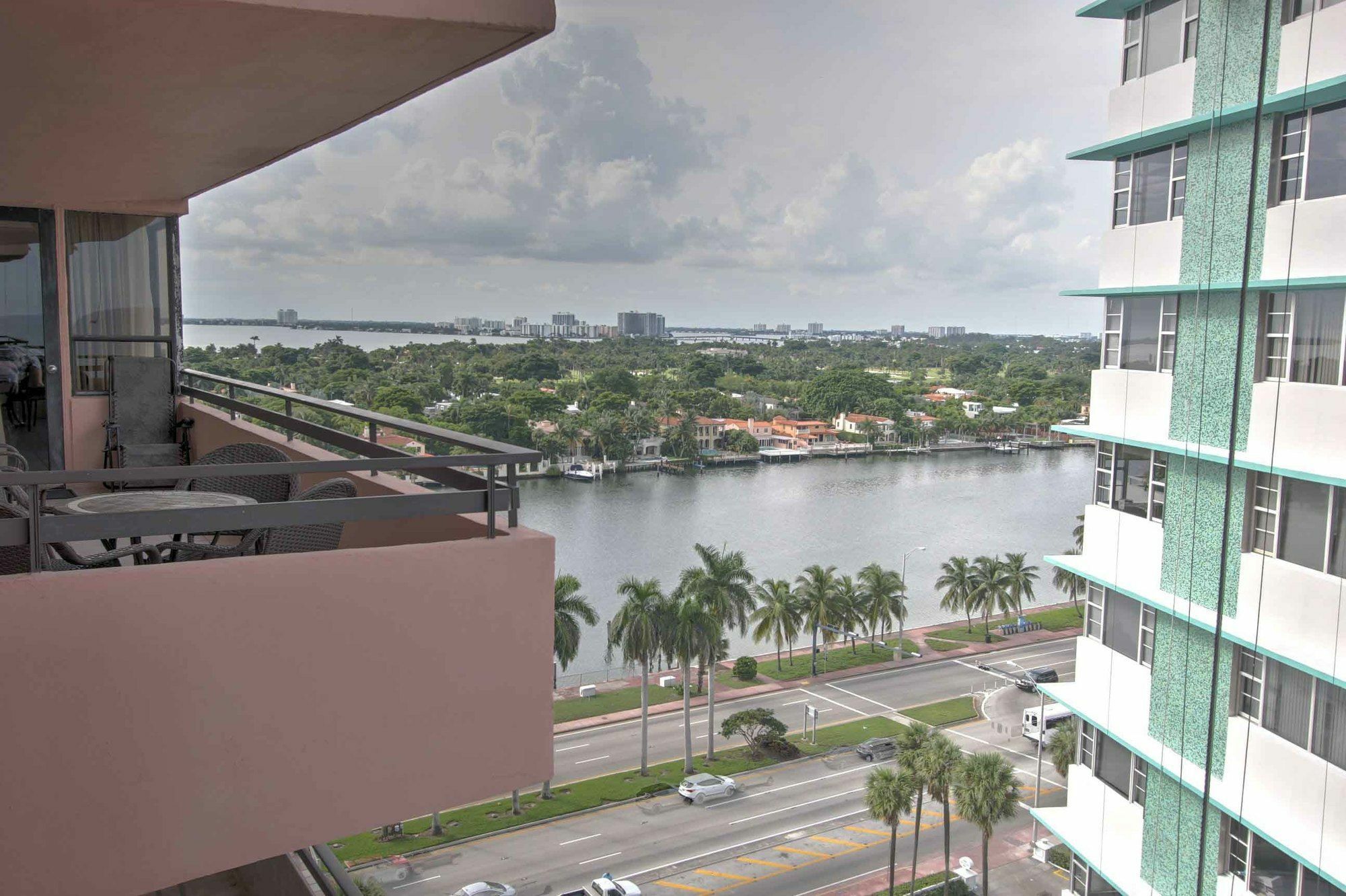 Private Apartments By Vacations On Miami Beach Bagian luar foto