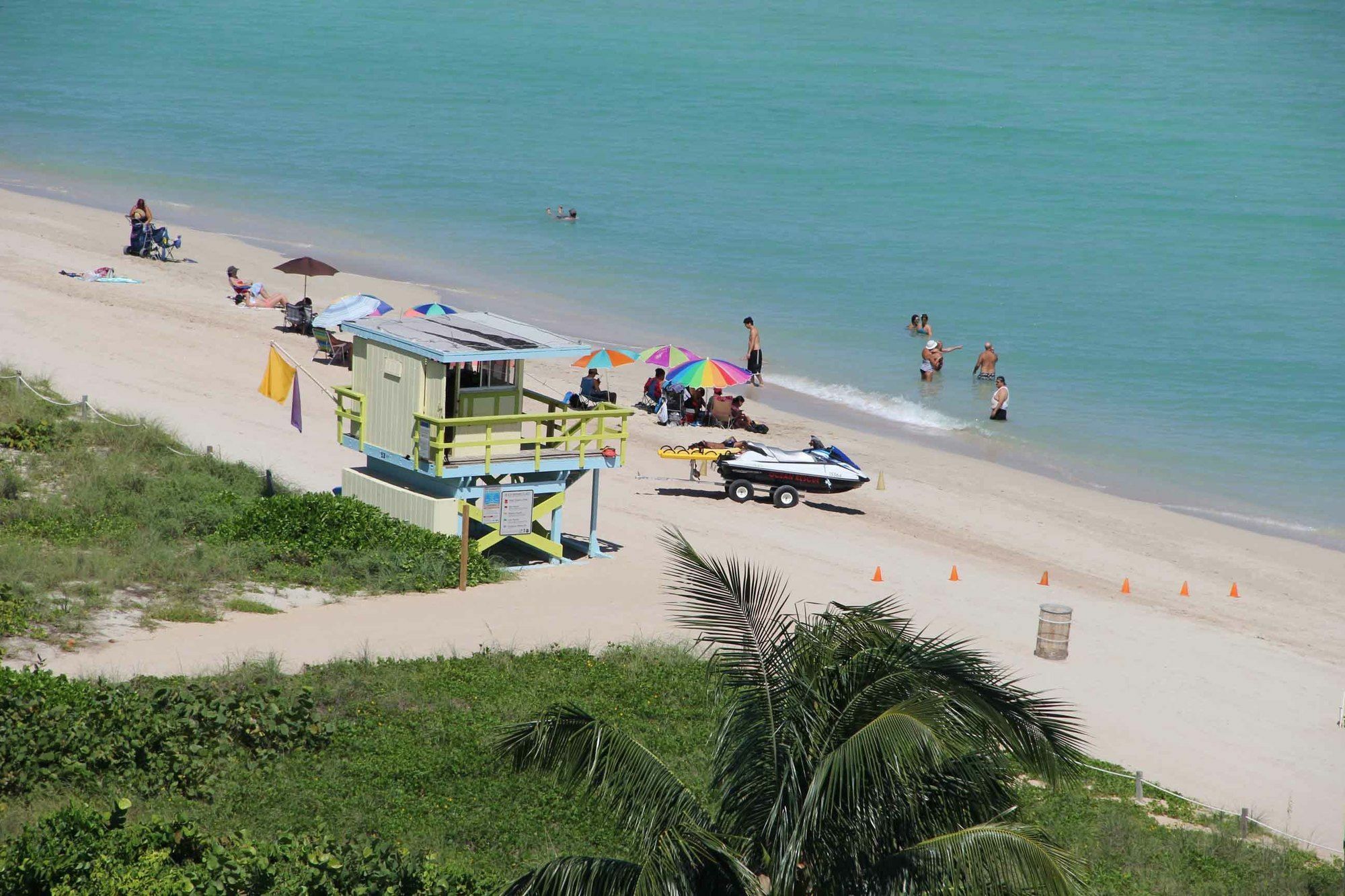 Private Apartments By Vacations On Miami Beach Bagian luar foto